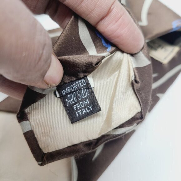 Givenchy Monsieur | Vintage Brown Printed Silk Tie (One Size) - Picture 3 of 16